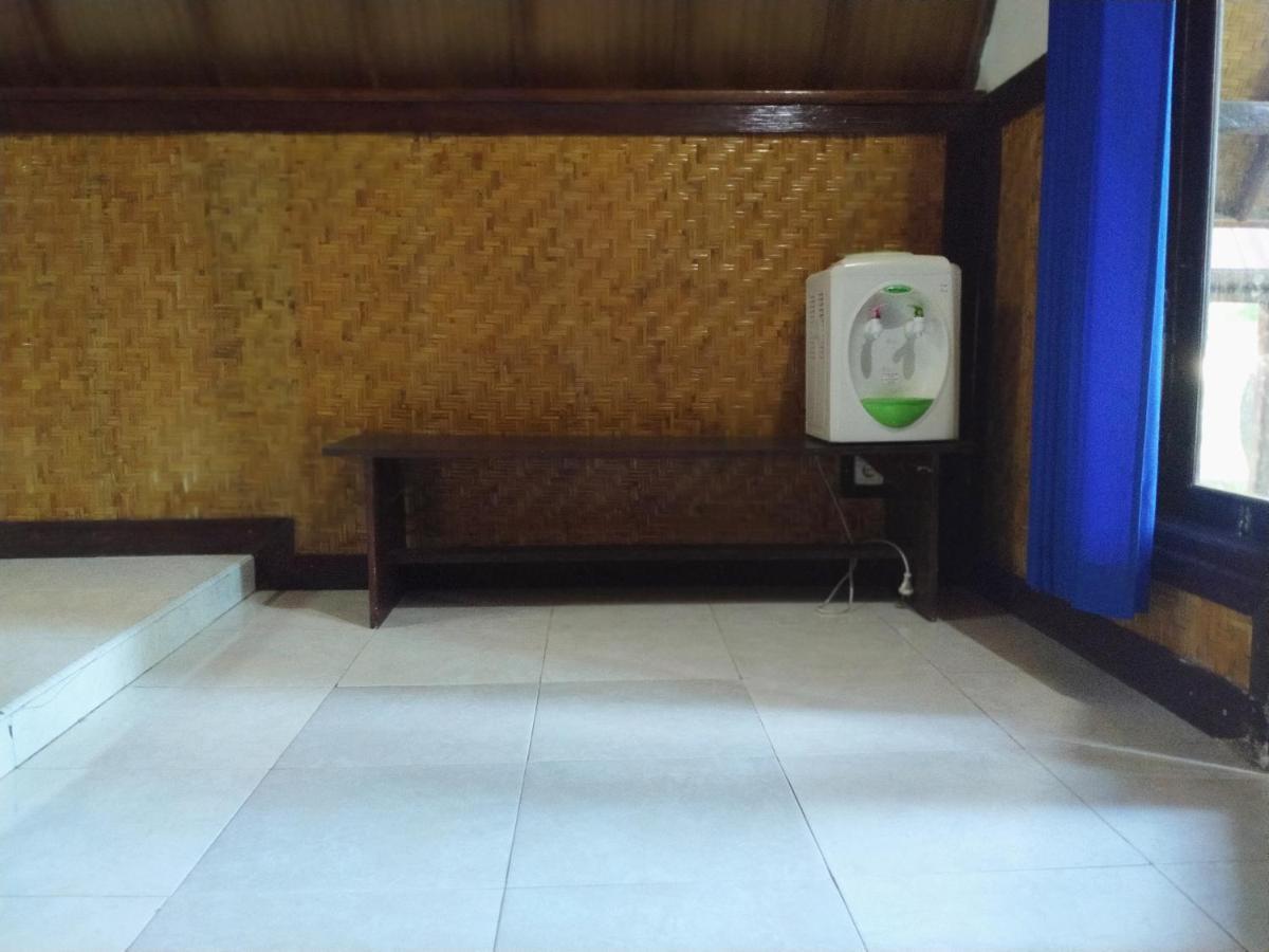 Tunai Cottages Gili Meno Exterior photo