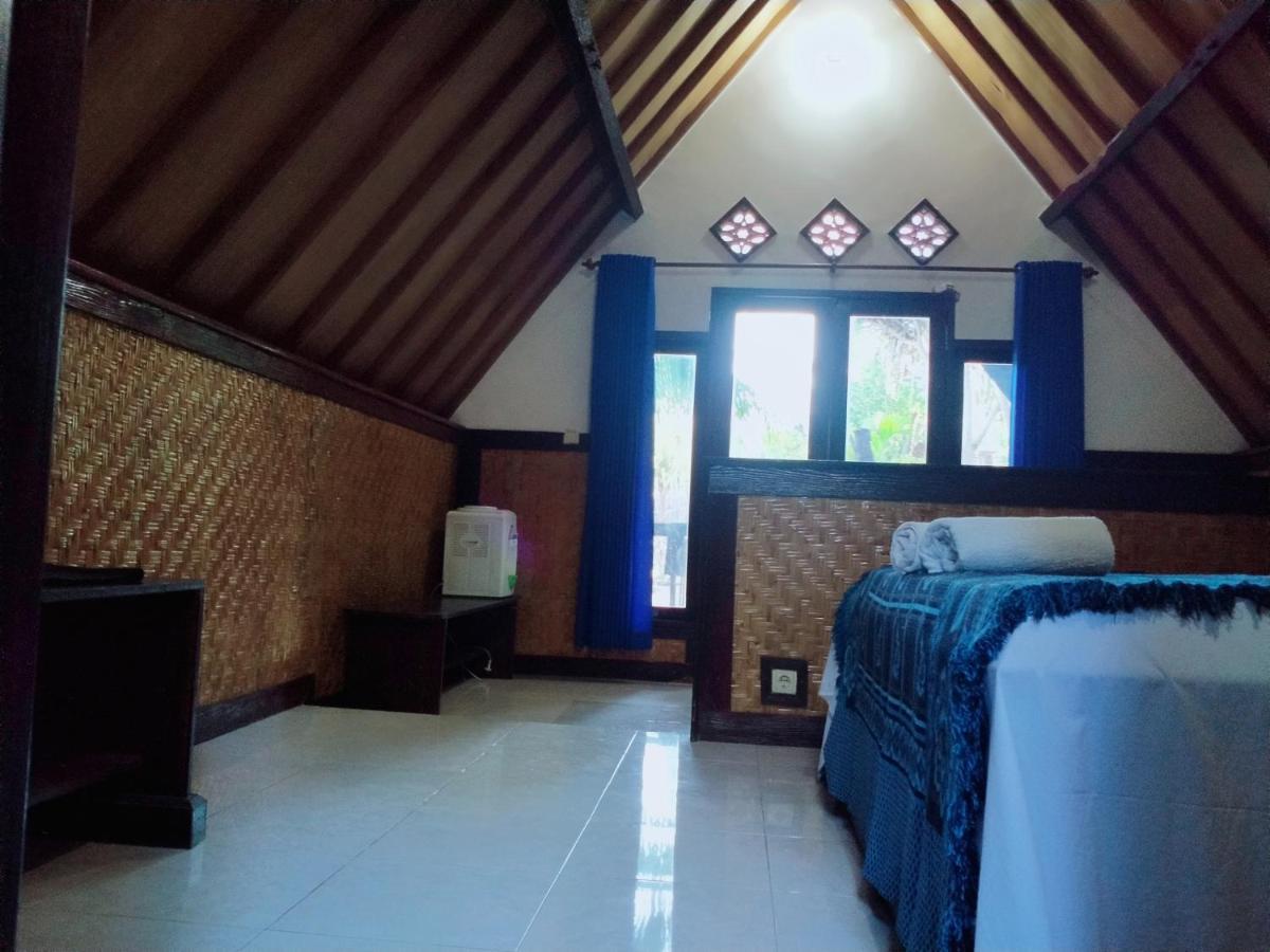 Tunai Cottages Gili Meno Exterior photo