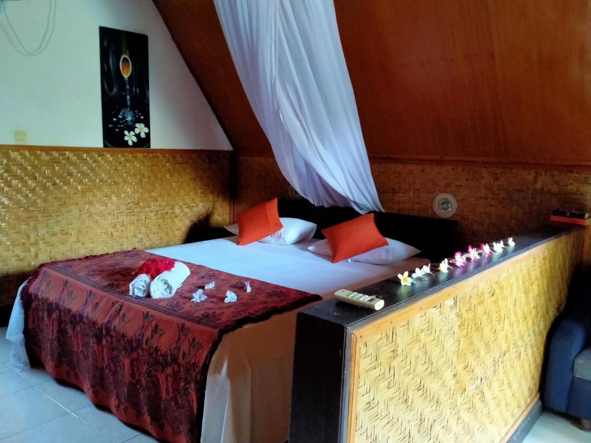 Tunai Cottages Gili Meno Exterior photo